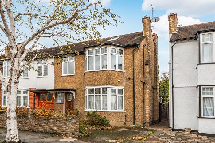 4 Bedroom Semi Detached House For Sale In Pollard Road, London, N20