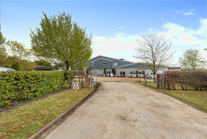 2 Bedroom Apartment For Sale In Lower Road, Garsington, Oxford, OX44