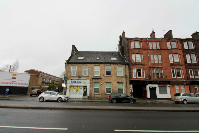 3 Bedroom Flat To Rent In St. James Street, Paisley, PA3
