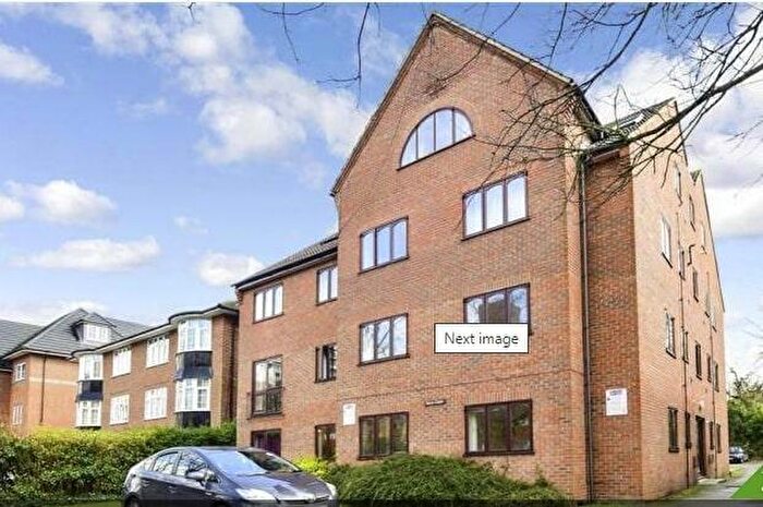 1 Bedroom Flat To Rent In Grove Road, Sutton, SM1