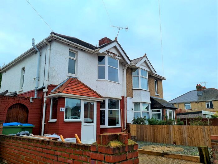 3 Bedroom Semi-Detached House To Rent In South Mill Road, Southampton, SO15