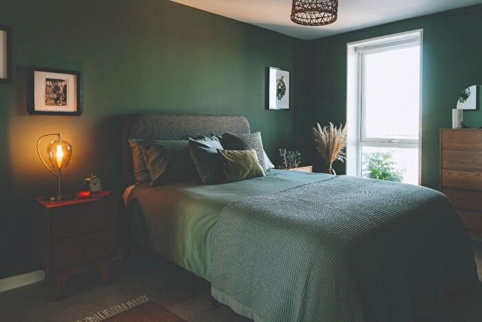 1 Bedroom Apartment To Rent In Leodis Square, Leeds, LS11