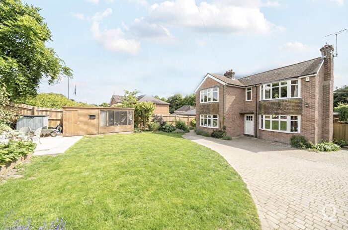 3 Bedroom Detached House For Sale In Dover Road, Barham, Canterbury, Kent, CT4