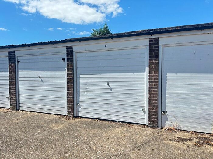 Garage / Parking To Rent In Garden Road, Walton On The Naze, CO14