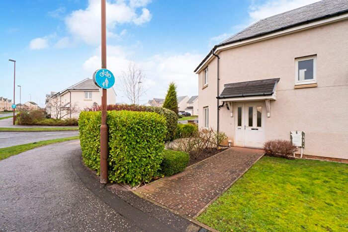 3 Bedroom End Terrace House For Sale In Burnbrae Road, Bonnyrigg, Midlothian, EH19