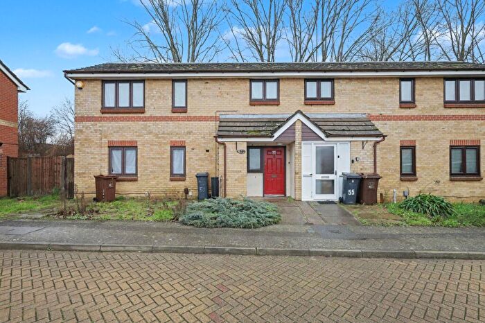 2 Bedroom End Of Terrace House For Sale In Gibbfield Close, Romford, RM6