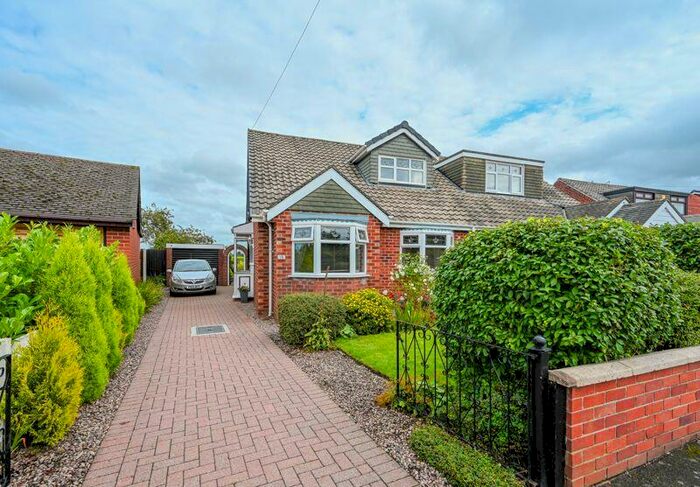 3 Bedroom Semi-Detached House For Sale In Gregory Lane, Halsall, L39
