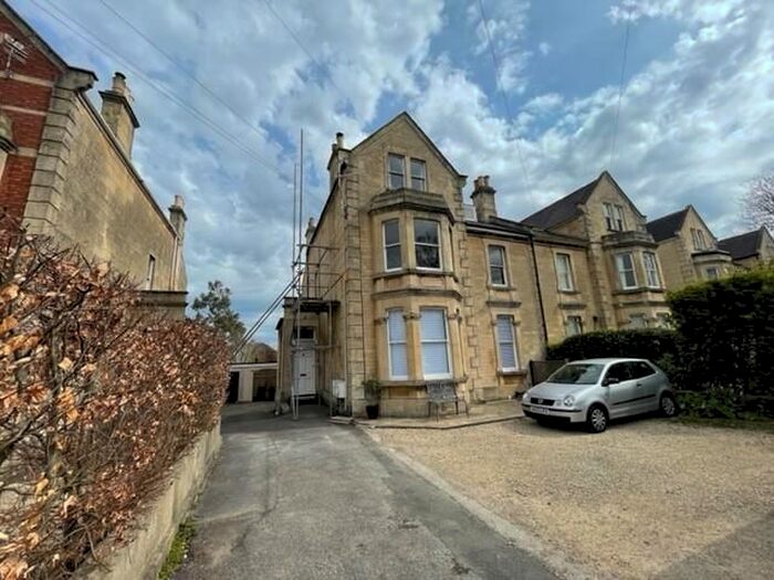 2 Bedroom Property To Rent In Combe Park, Bath, BA1