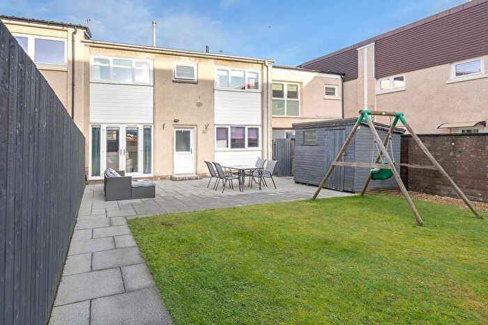 2 Bedroom Terraced House For Sale In Hillcrest, Bo'ness, EH51