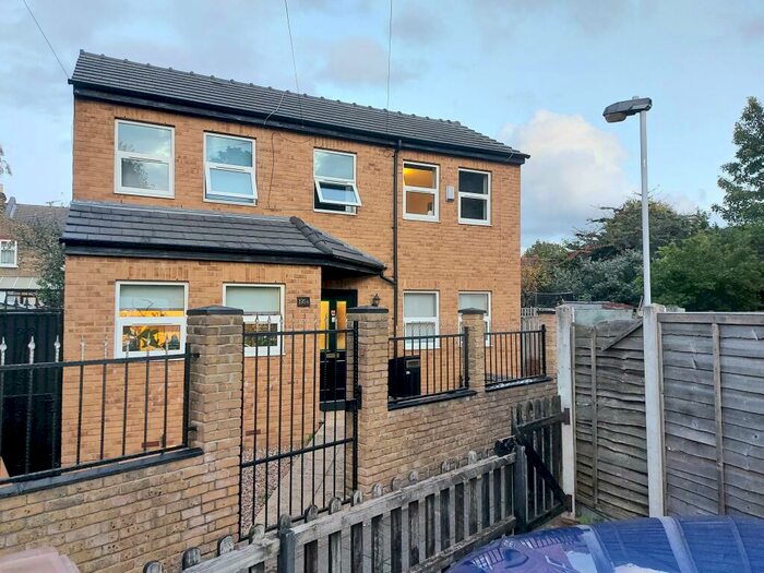 4 Bedroom House To Rent In Shernhall Street, Walthamstow, E17