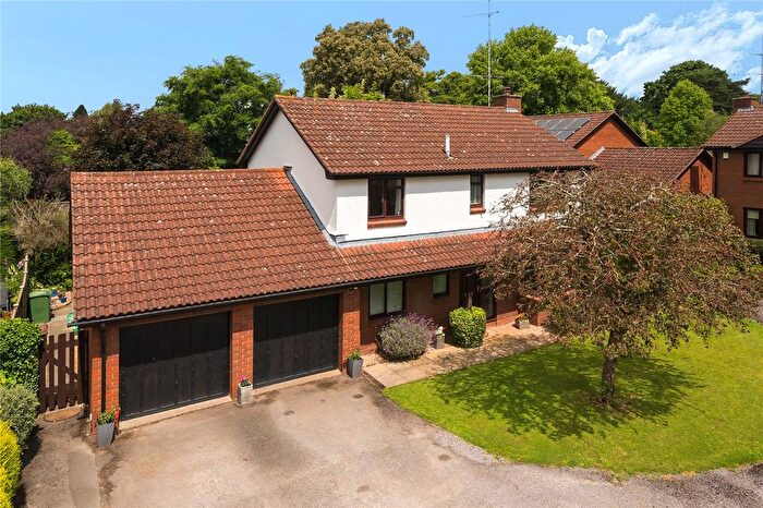 4 Bedroom Detached House For Sale In Pine Trees, Charlton Kings, Cheltenham, GL53