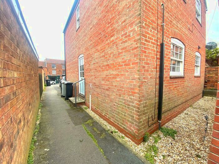 1 Bedroom Flat To Rent In Vickers Lane, Louth, LN11