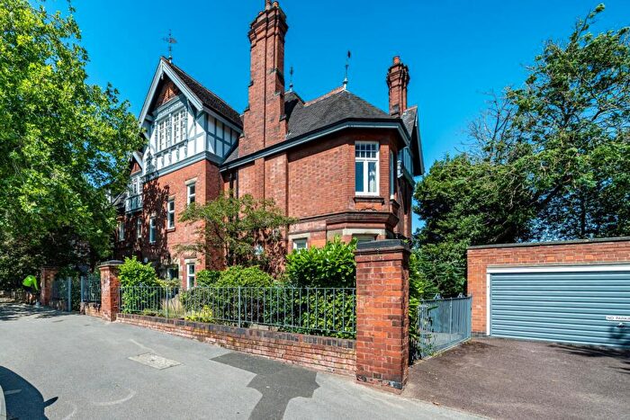 2 Bedroom Apartment For Sale In Clumber Road East, The Park, Nottingham, NG7