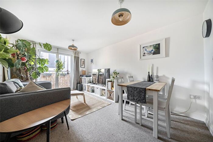 1 Bedroom Apartment For Sale In Bedminster Parade, Bristol, Somerset, BS3