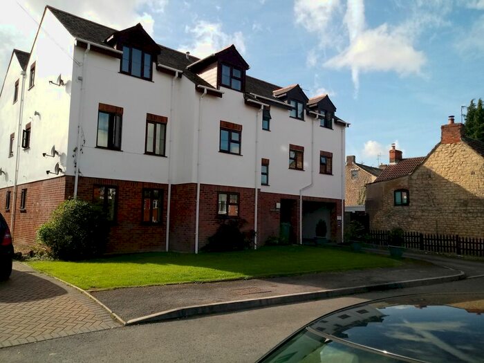 2 Bedroom Flat To Rent In Rowley, Cam, Dursley, GL11
