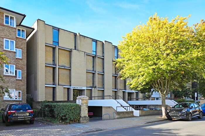 2 Bedroom Flat To Rent In Carlton Drive, Putney, SW15