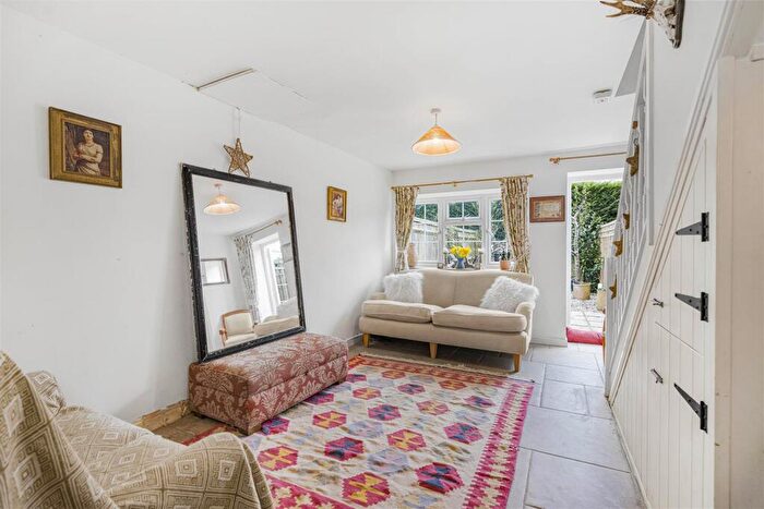2 Bedroom Cottage To Rent In Black Bull Lane, Fencott, Kidlington, OX5