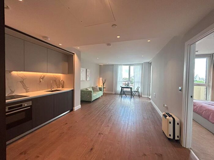 1 Bedroom Flat To Rent In Oval Village, Gasholder Place, London, SE11