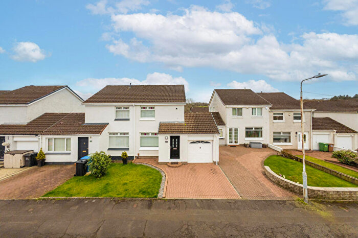 2 Bedroom Semi Detached House To Rent In Loganswell Place, Thornliebank, Glasgow, Glasgow City, G46