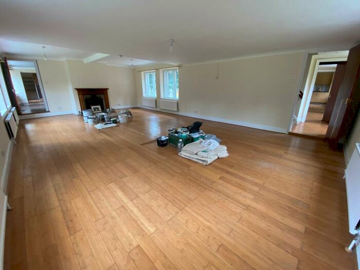 5 Bedroom Detached House To Rent In Stradsett, King's Lynn, PE33