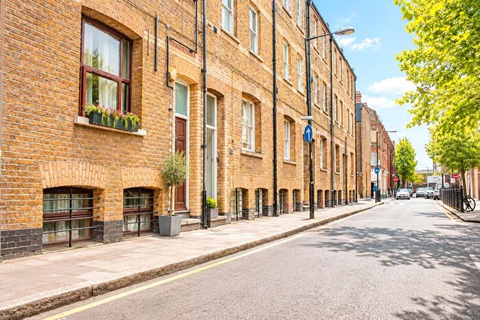 4 Bedroom Flat To Rent In Settles Street, London, E1