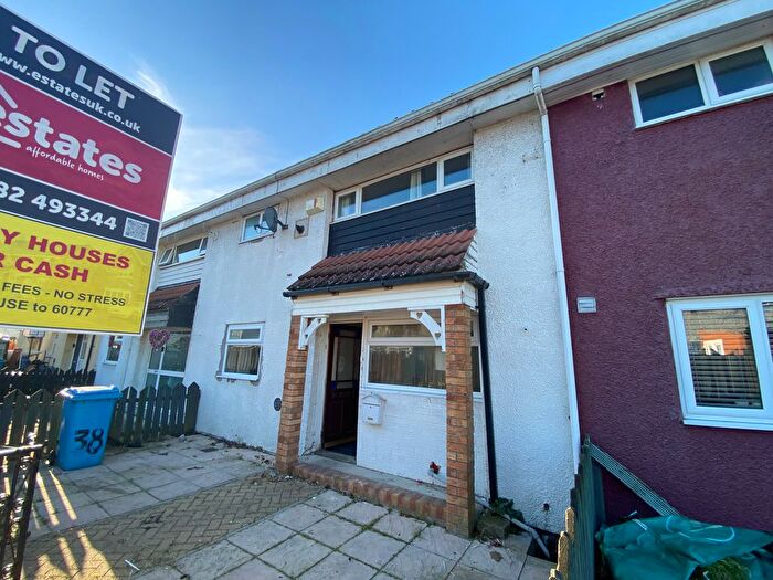 3 Bedroom Terraced House To Rent In Ealdane, Hull, HU6