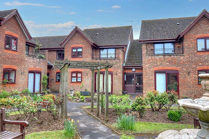 2 Bedroom Property For Sale In Old School Close, Stokenchurch, HP14