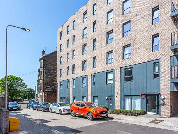 2 Bedroom Flat For Sale In Pillans Place, Edinburgh, EH6