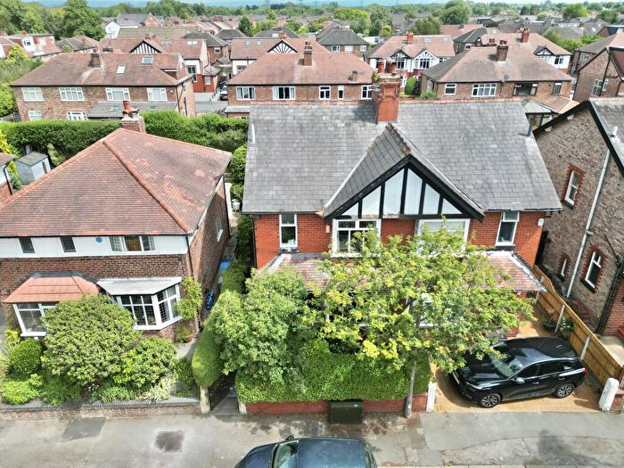 4 Bedroom Semi Detached House For Sale In Dunollie Road, Sale, Trafford, M33