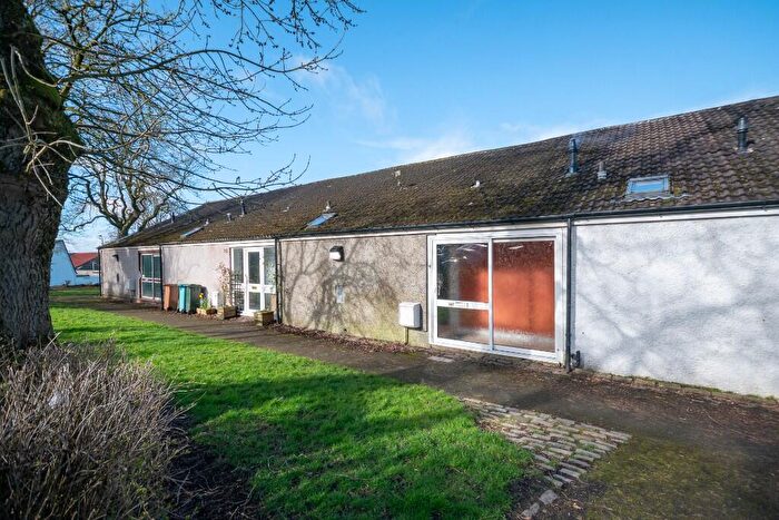 3 Bedroom Terraced House For Sale In Mcgregor Road, G67