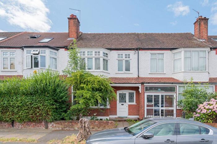 4 Bedroom House To Rent In Queensville Road, Balham, London, SW12