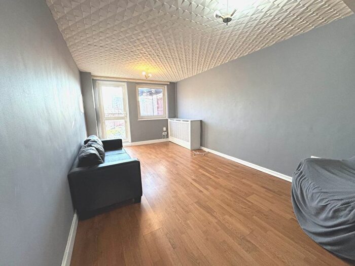 2 Bedroom Maisonette To Rent In Evering Road, Hackney Downs Park, N16