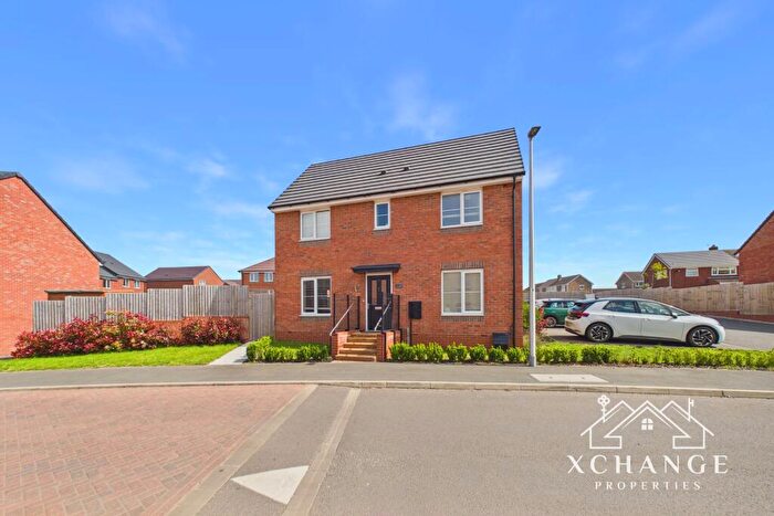 3 Bedroom Semi-Detached House For Sale In Wem Drive, Bulkington, CV12
