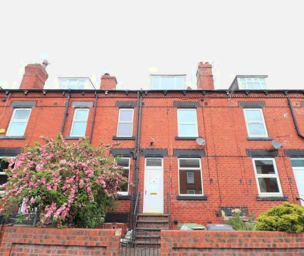 2 Bedroom Terraced House To Rent In Rombalds Grove, Leeds, LS12