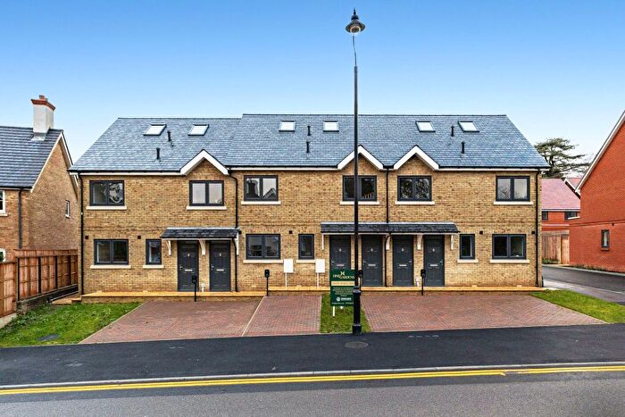 1 Bedroom Maisonette For Sale In Hind Gardens, London Road, Hindhead, GU26