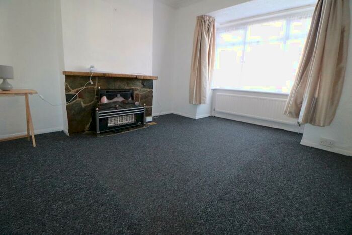3 Bedroom Terraced House To Rent In Carterhatch Road, Enfield, EN3