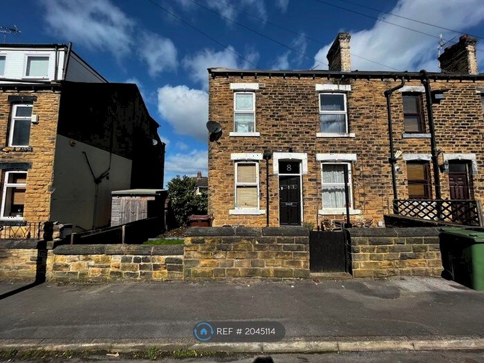 2 Bedroom End Of Terrace House To Rent In Higher Grange Road, Pudsey, LS28