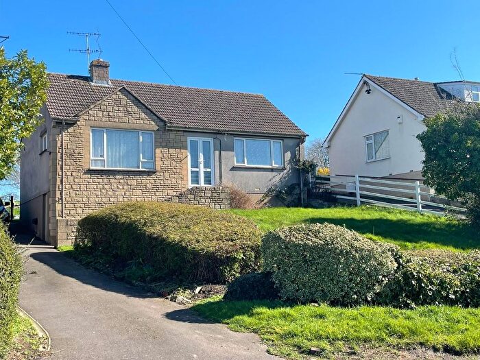 2 Bedroom Detached Bungalow For Sale In Hopton Road, Cam, Dursley, GL11