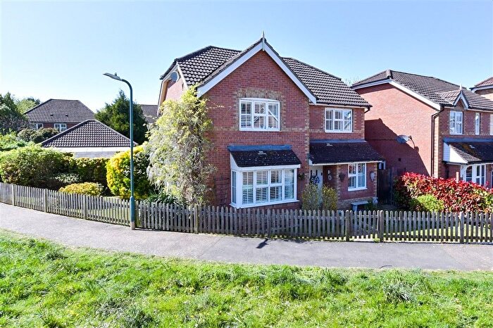 4 Bedroom Detached House For Sale In Lockham Farm Avenue, Boughton Monchelsea, Maidstone, Kent, ME17