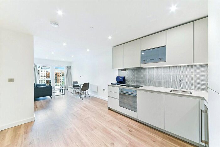 Studio To Rent In Celeste House, Caversham Road, London, NW9