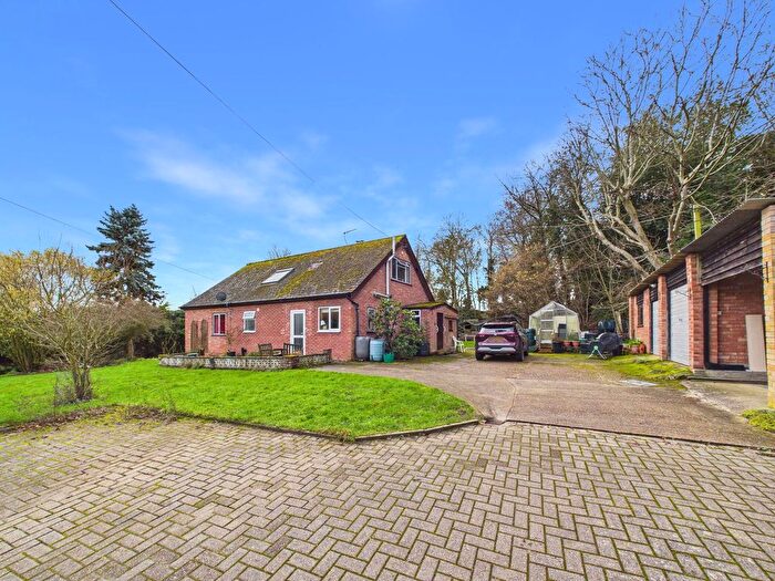 3 Bedroom Detached House For Sale In Grove Road, Brockdish, IP21