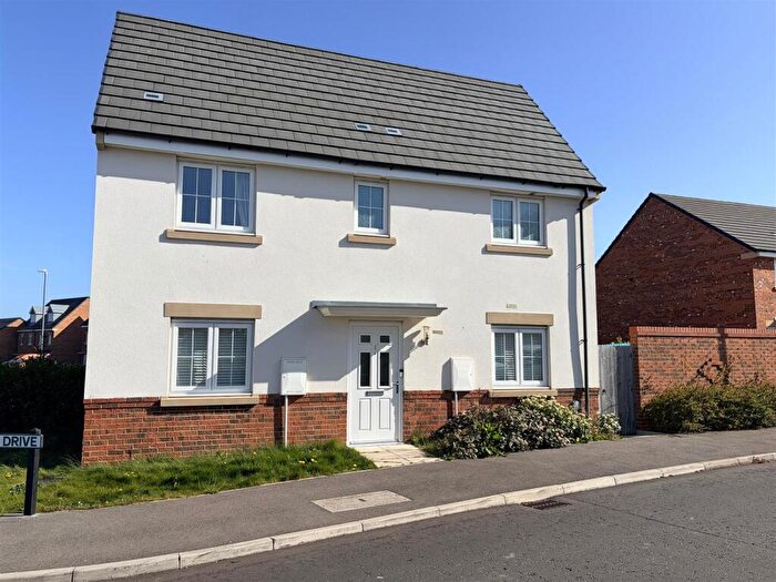 3 Bedroom Semi-Detached House For Sale In Springfield Drive, Warton, PR4