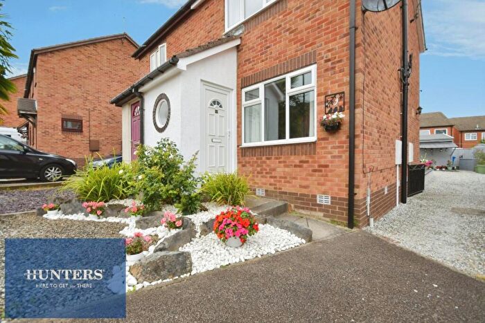2 Bedroom Semi Detached House For Sale In Central Drive, Hasland, Chesterfield, S41