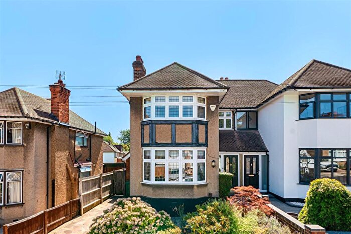 4 Bedroom Semi Detached House For Sale In Middleton Drive, Pinner, HA5