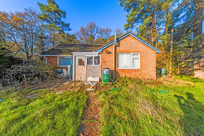 3 Bedroom Detached House For Sale In Pine Croft, St. Catherines Hill, Mortimer, Reading, Berkshire, RG7