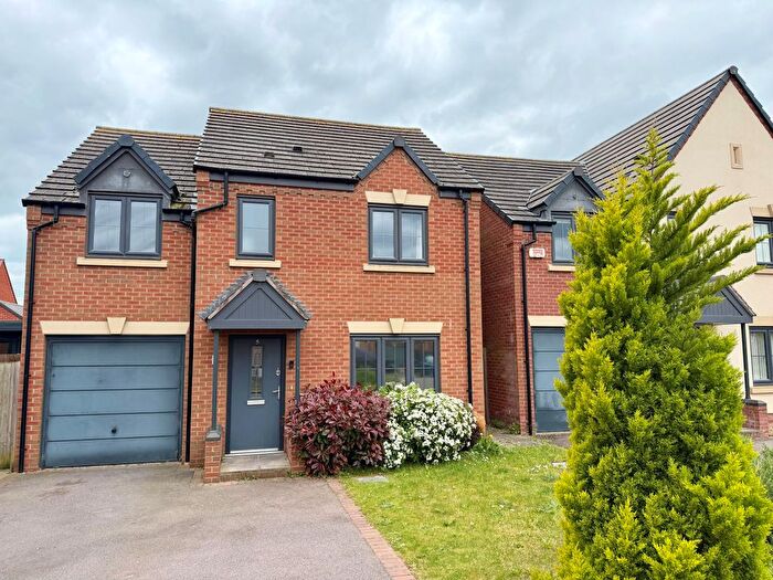 4 Bedroom Property To Rent In King Edward Drive, Leamington Spa, CV33