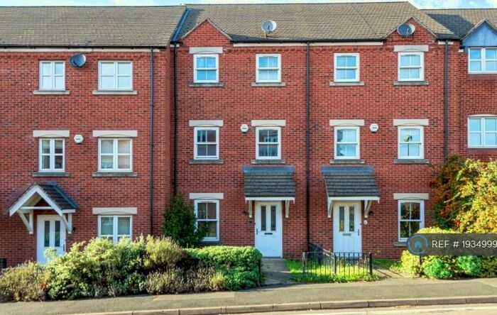 5 Bedroom Terraced House To Rent In Foundry Street, Banbury, OX16