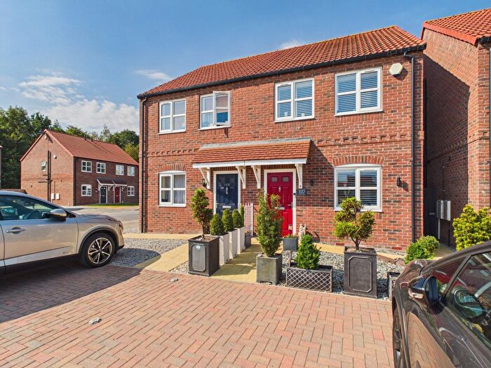 2 Bedroom Semi-Detached House For Sale In New Walk, Driffield, YO25