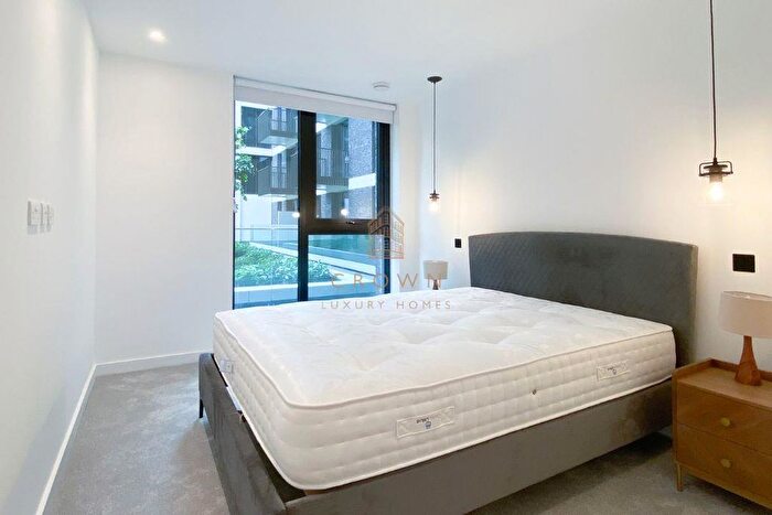 1 Bedroom Flat To Rent In Merino Gardens, London, E1W