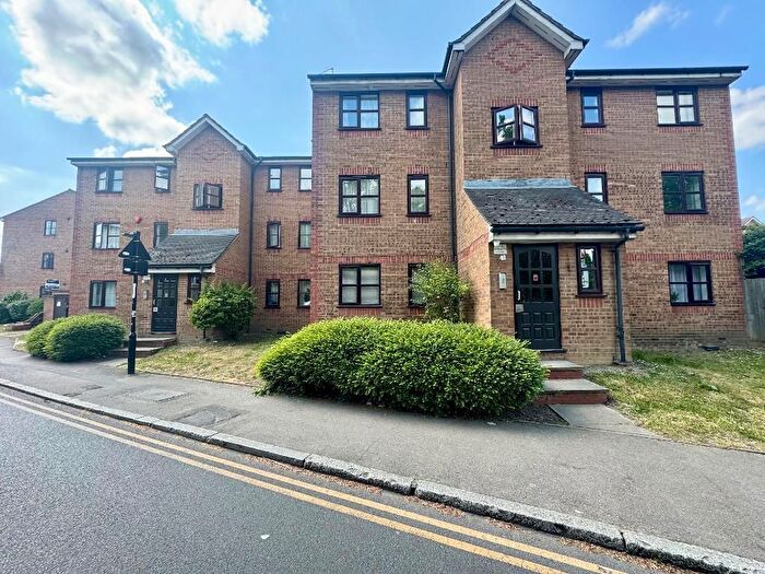 2 Bedroom Flat To Rent In Cold Blowlane, London, SE14